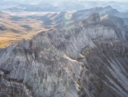 Aerial view of the mountains in the Peel Watershed © Peter Mather - 